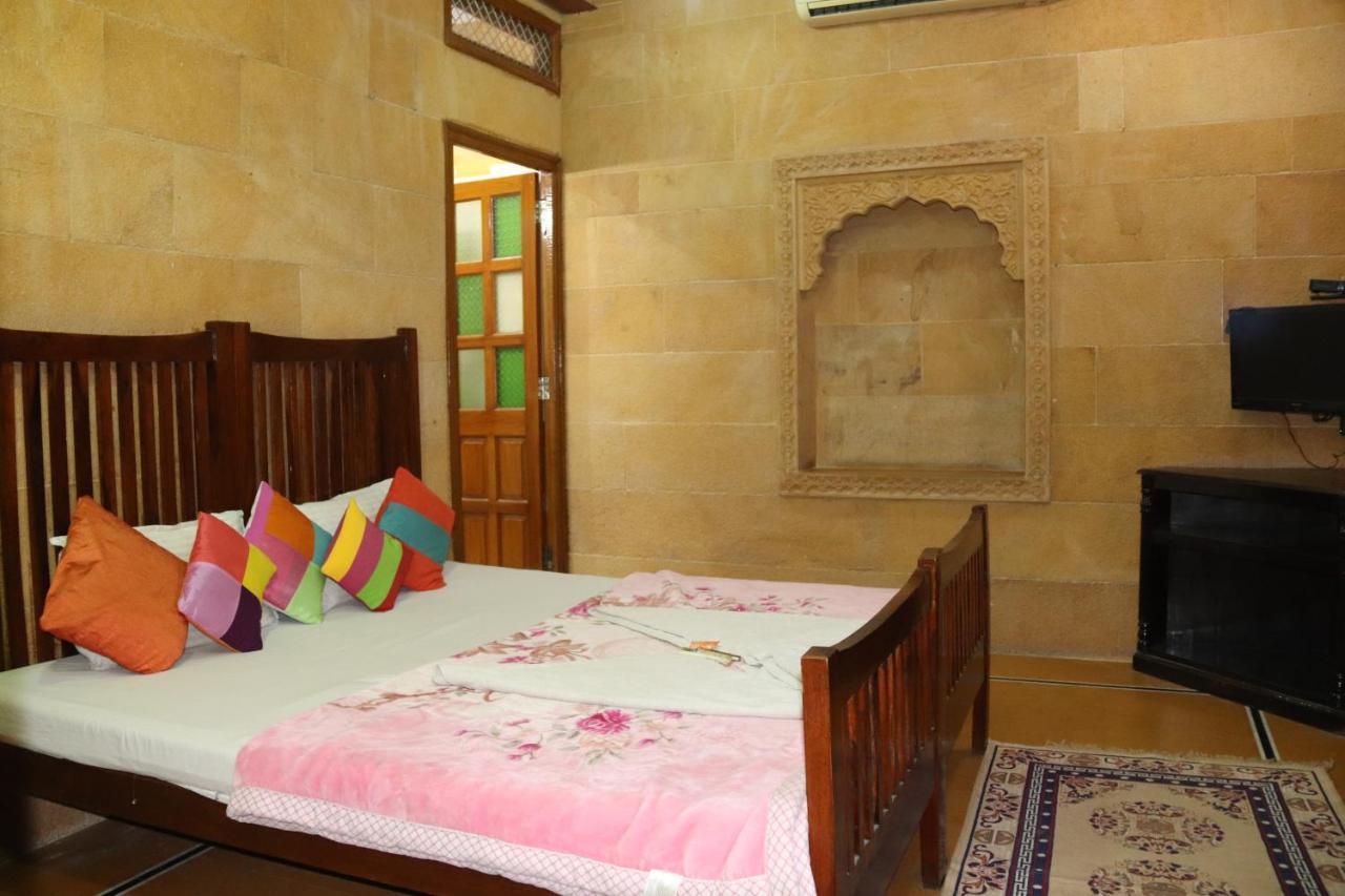 Hotel Pol Haveli Jaisalmer Exterior foto