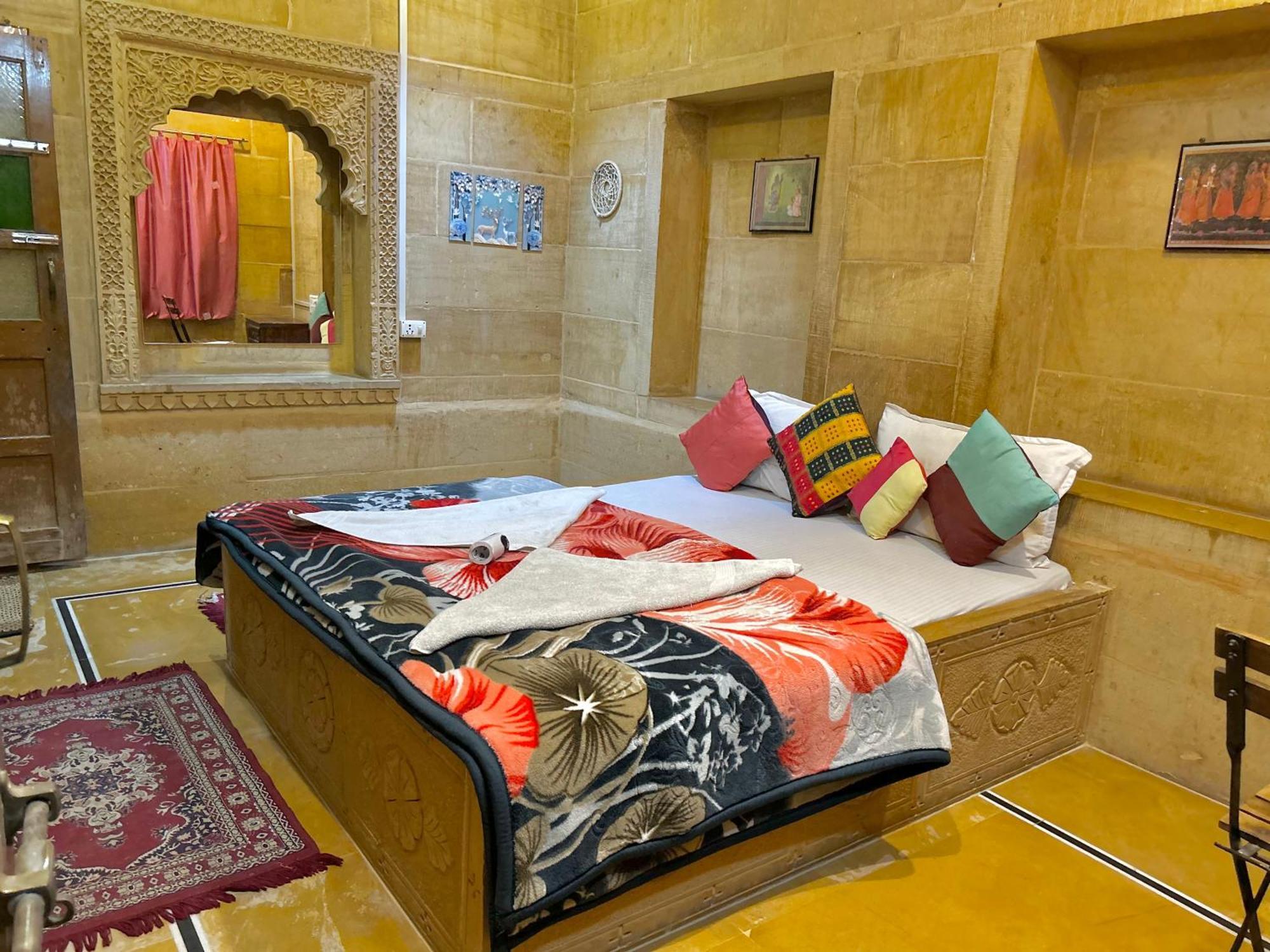 Hotel Pol Haveli Jaisalmer Exterior foto