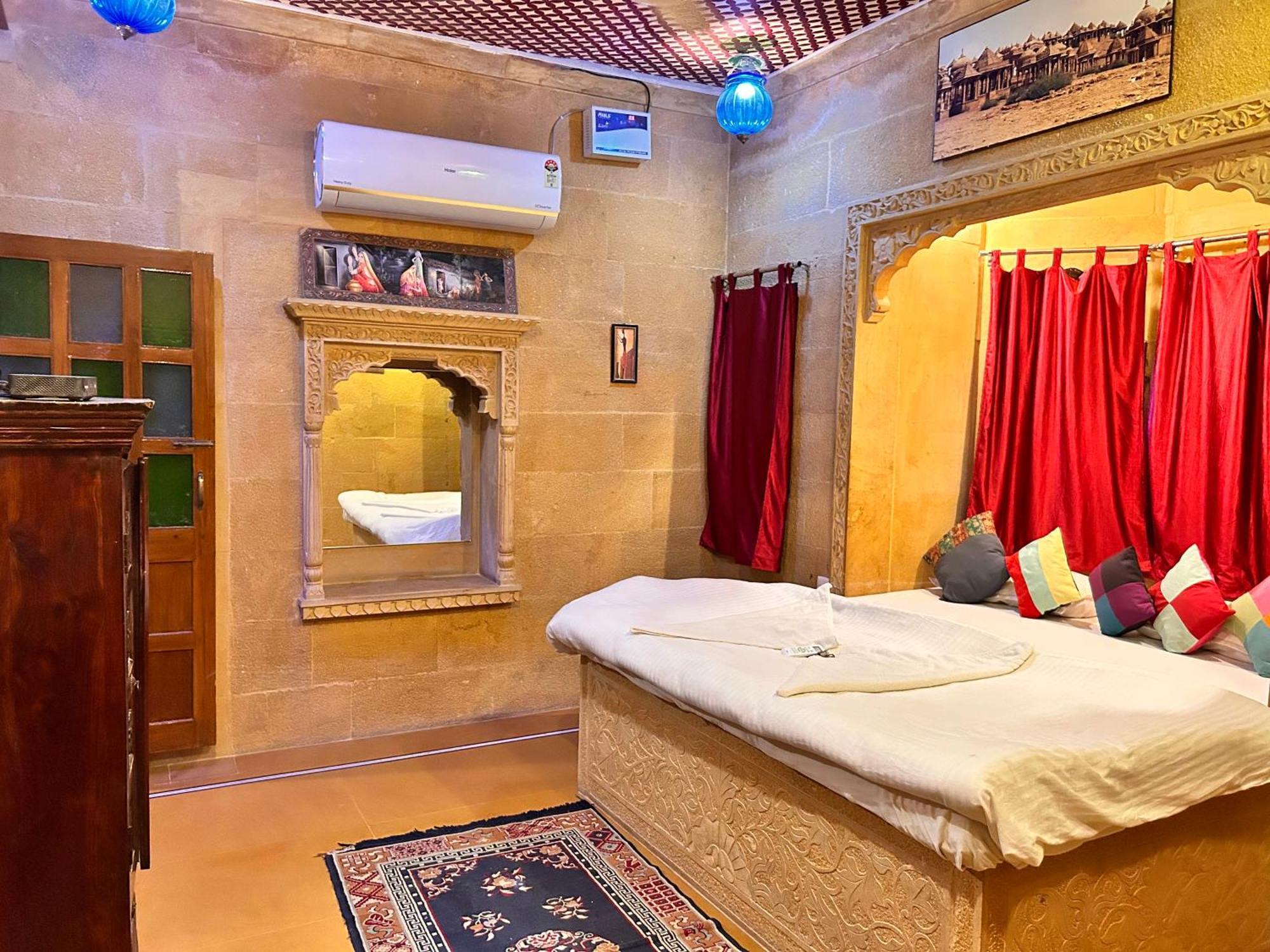 Hotel Pol Haveli Jaisalmer Exterior foto