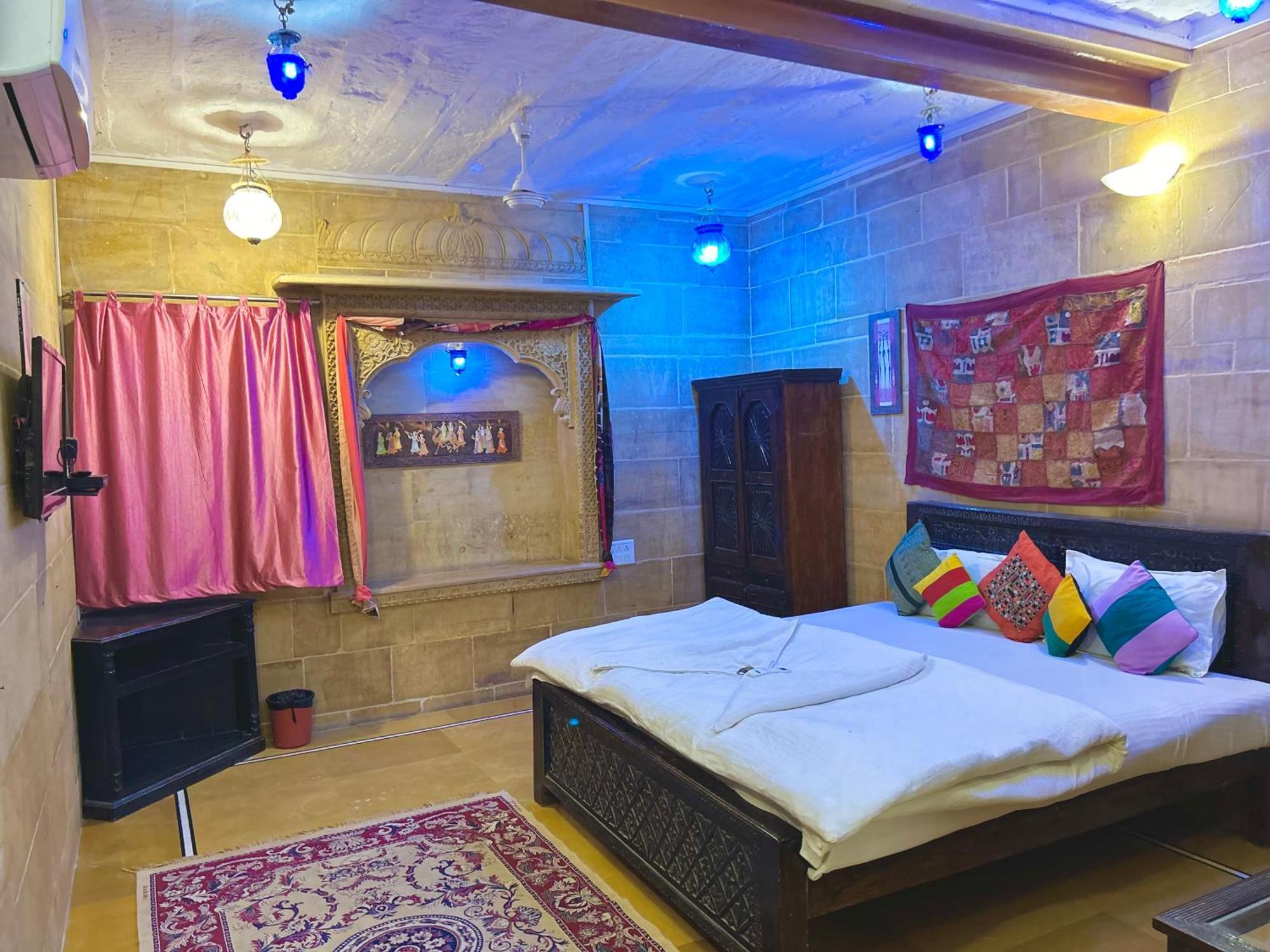 Hotel Pol Haveli Jaisalmer Exterior foto