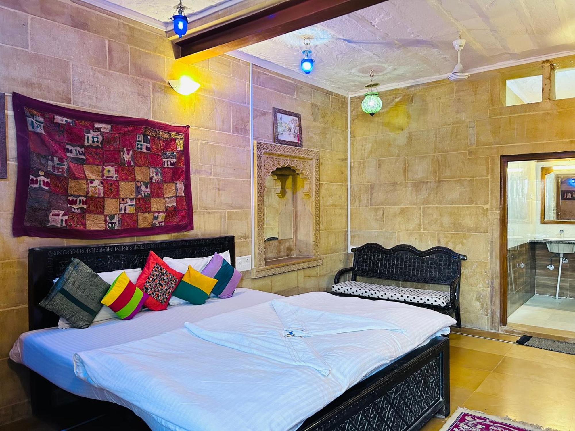 Hotel Pol Haveli Jaisalmer Exterior foto