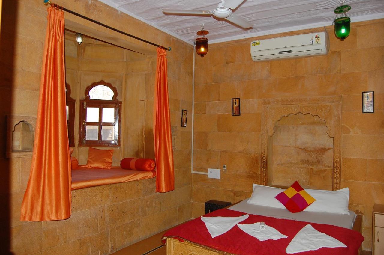 Hotel Pol Haveli Jaisalmer Exterior foto